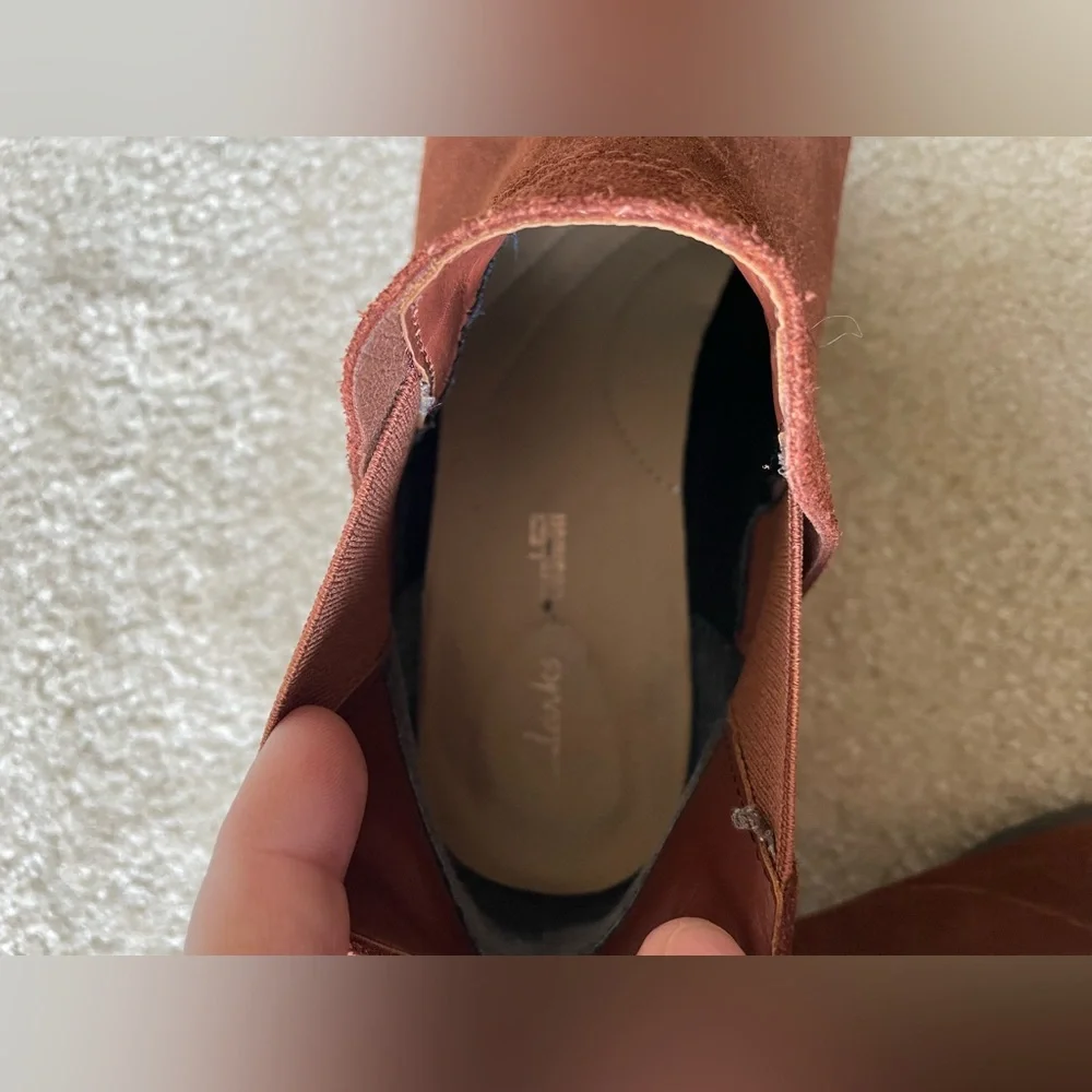 CLARKS Demi Beat‎ Ankle Boots. Women size 10.5. - Picture 8 of 8